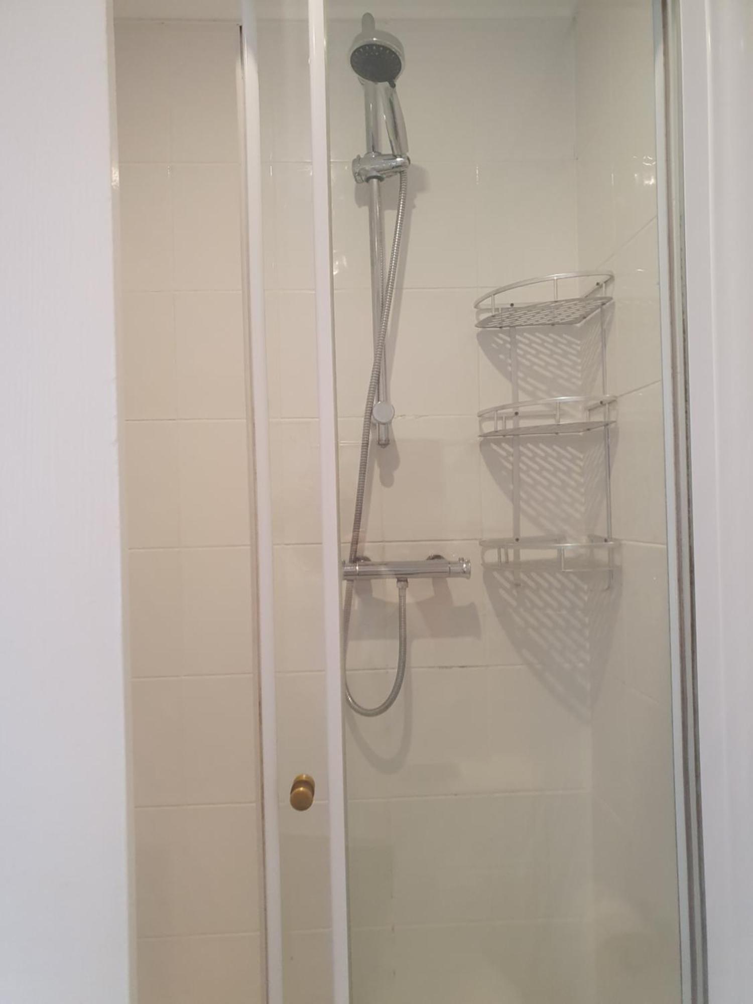 Double or Twin Room Shower