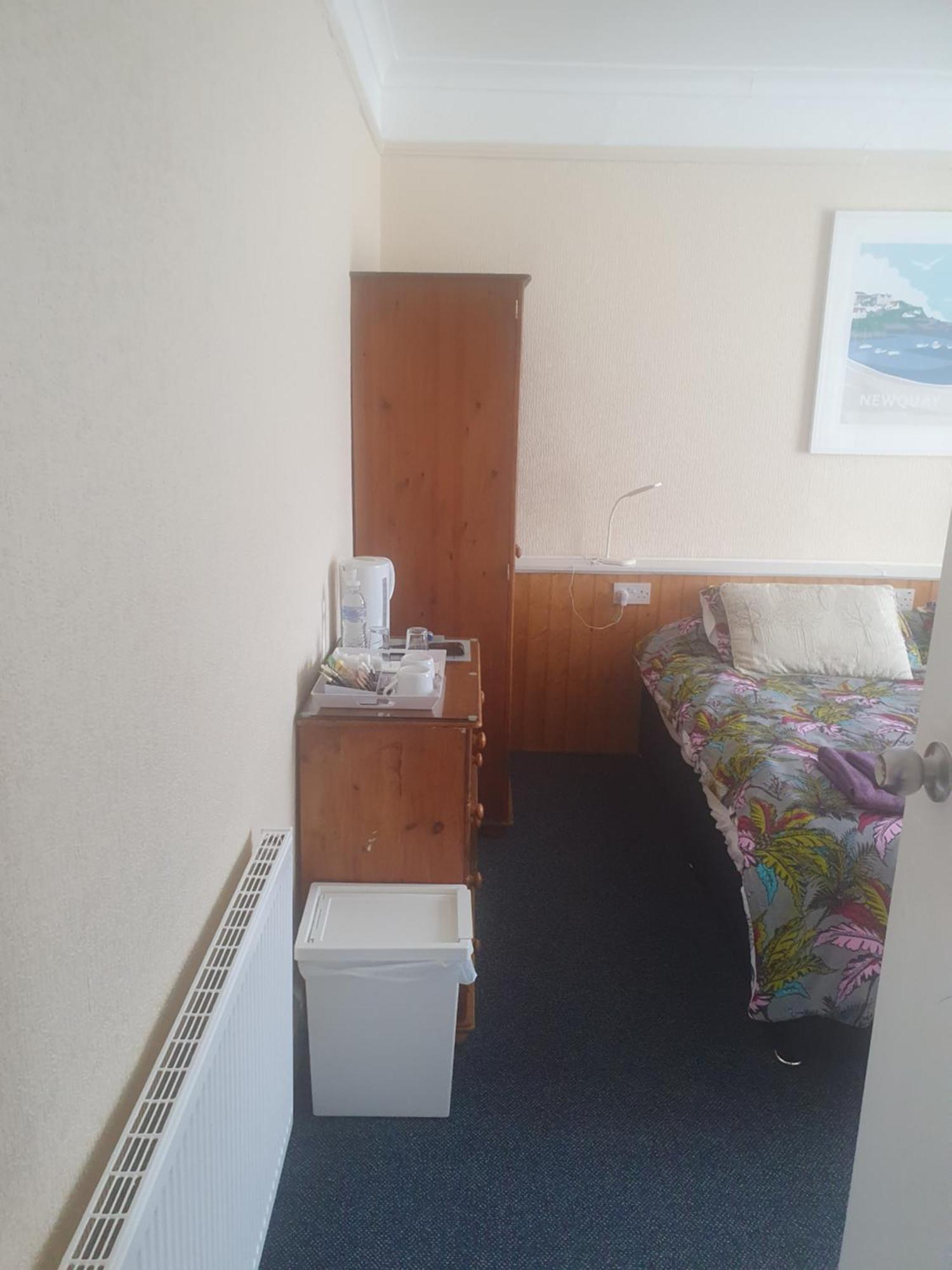 Double or Twin Room Shower
