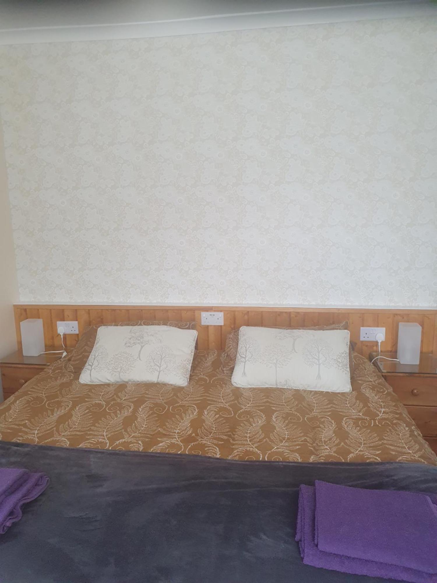 Double or Twin Room Shower